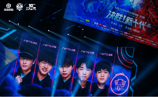 勇士死亡五小2.0横扫联盟！揭秘11胜0负不败阵容的制胜密码.