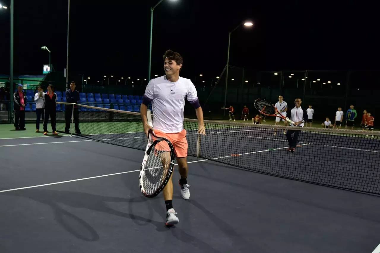 以评估他能 以评估他能