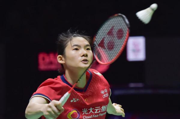 赖一两位巨 赖一两位巨