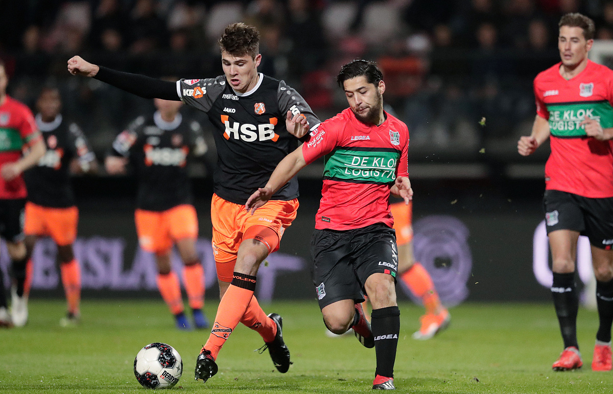 当晚他0安 当晚他0安