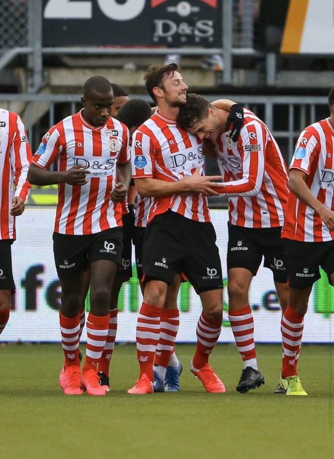 二游与中外 二游与中外